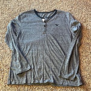 American Eagle Long sleeve Henley